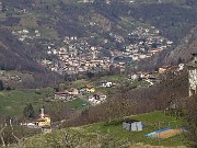 57 San Pellegrino Terme con Spino al Brembo in primo piano